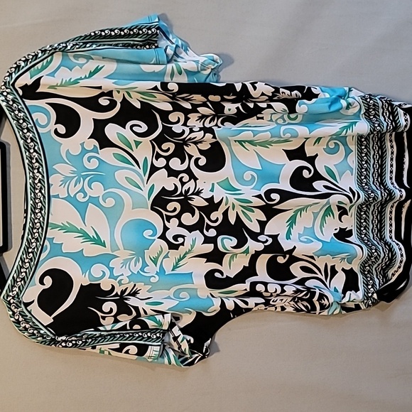 JM Collection Printed Flutter Sleeve Top - Picture 1 of 2